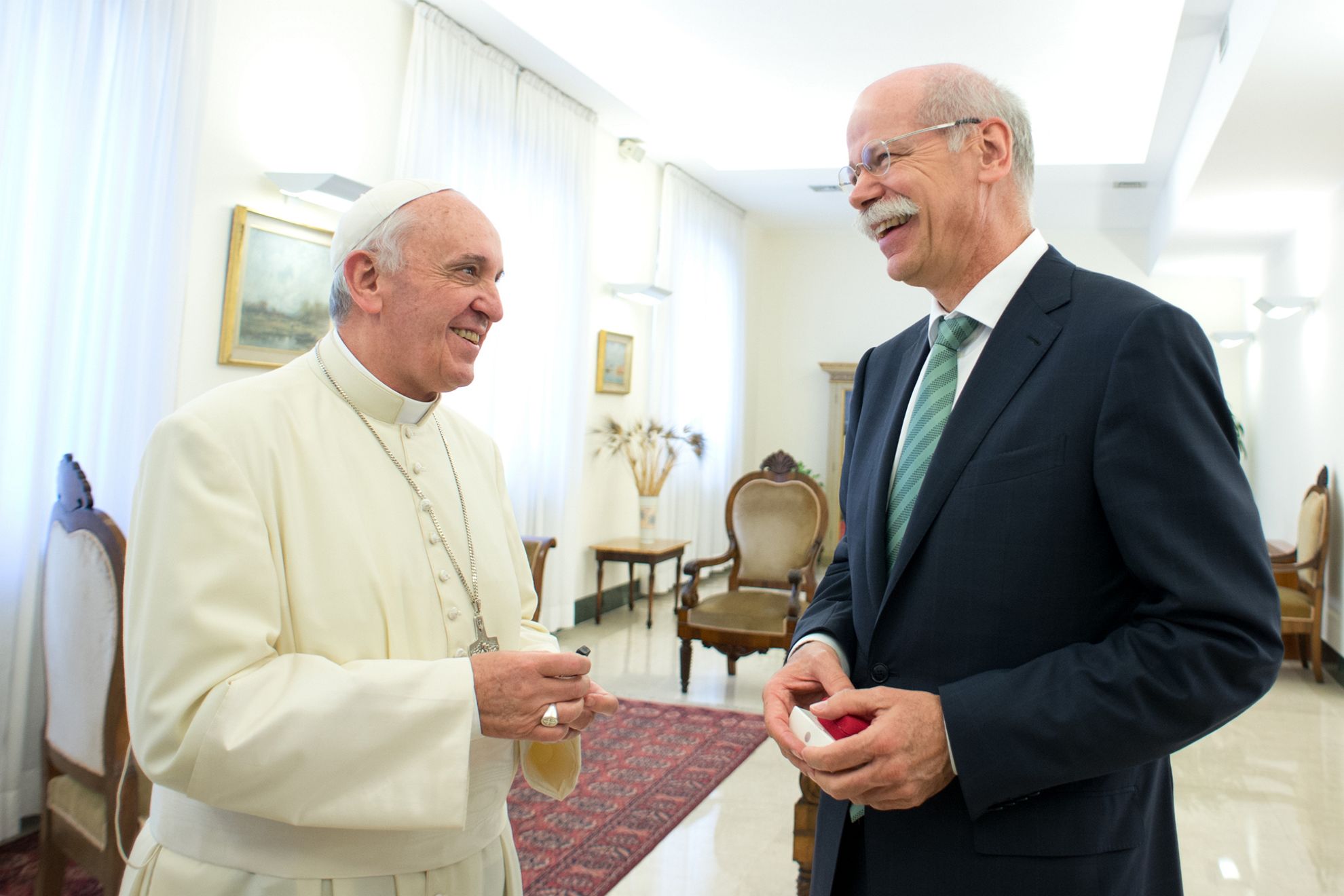 Dieter Zetsche hands over Car Keys to Pope Francis
