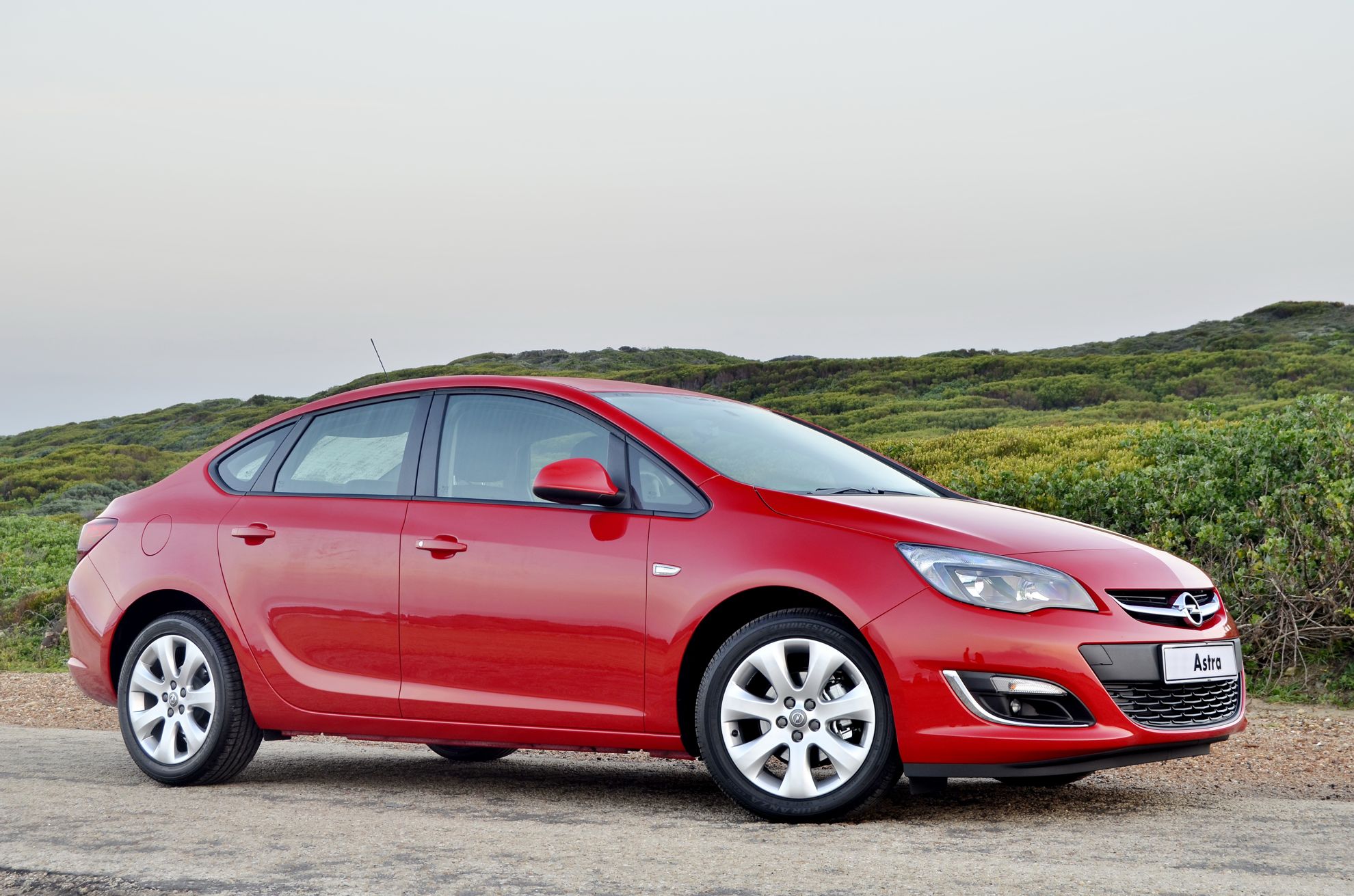 OPEL Car Sales more than 1 Million in 2013
