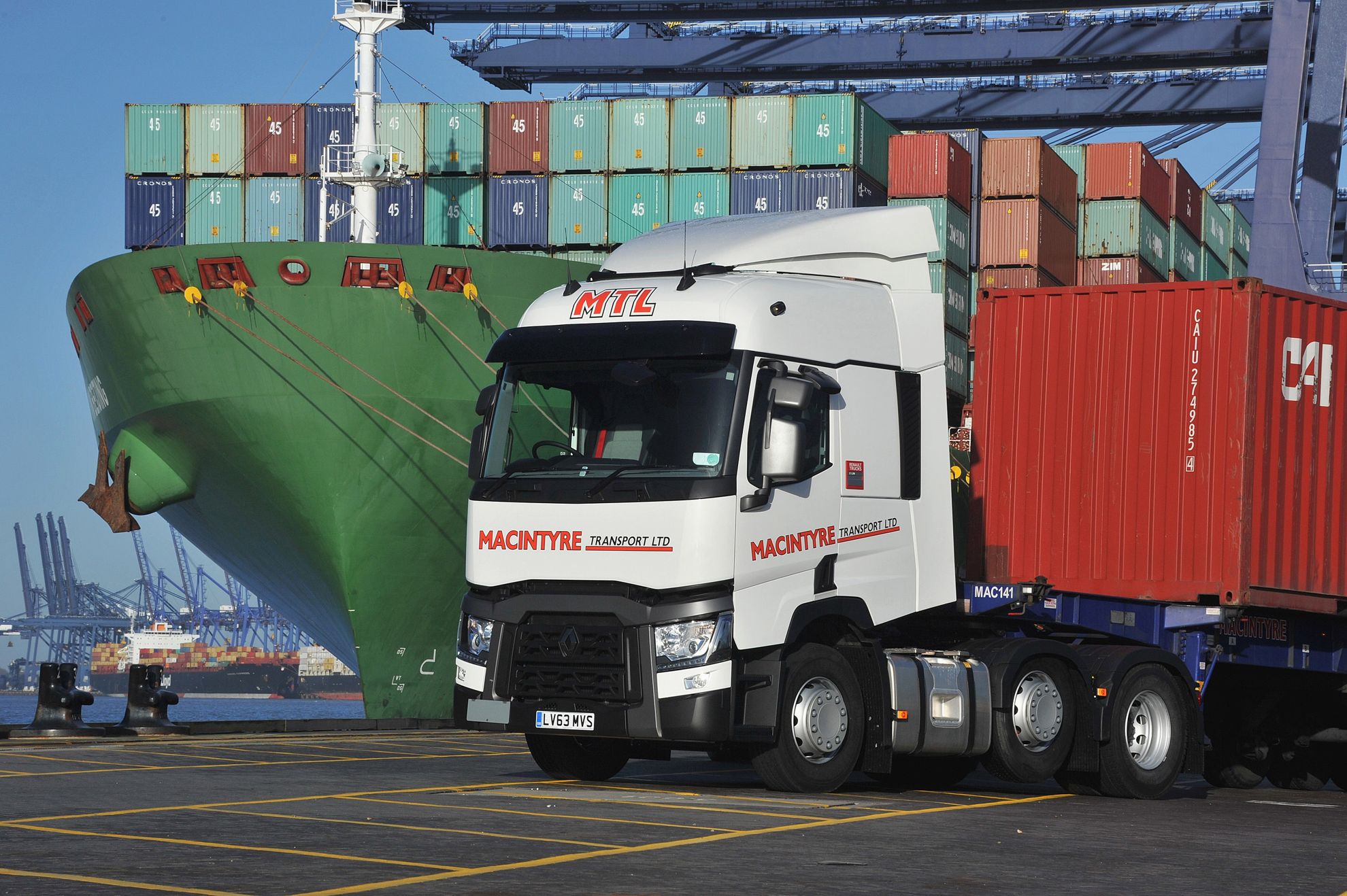 Macintyre Transport Renualt Trucks