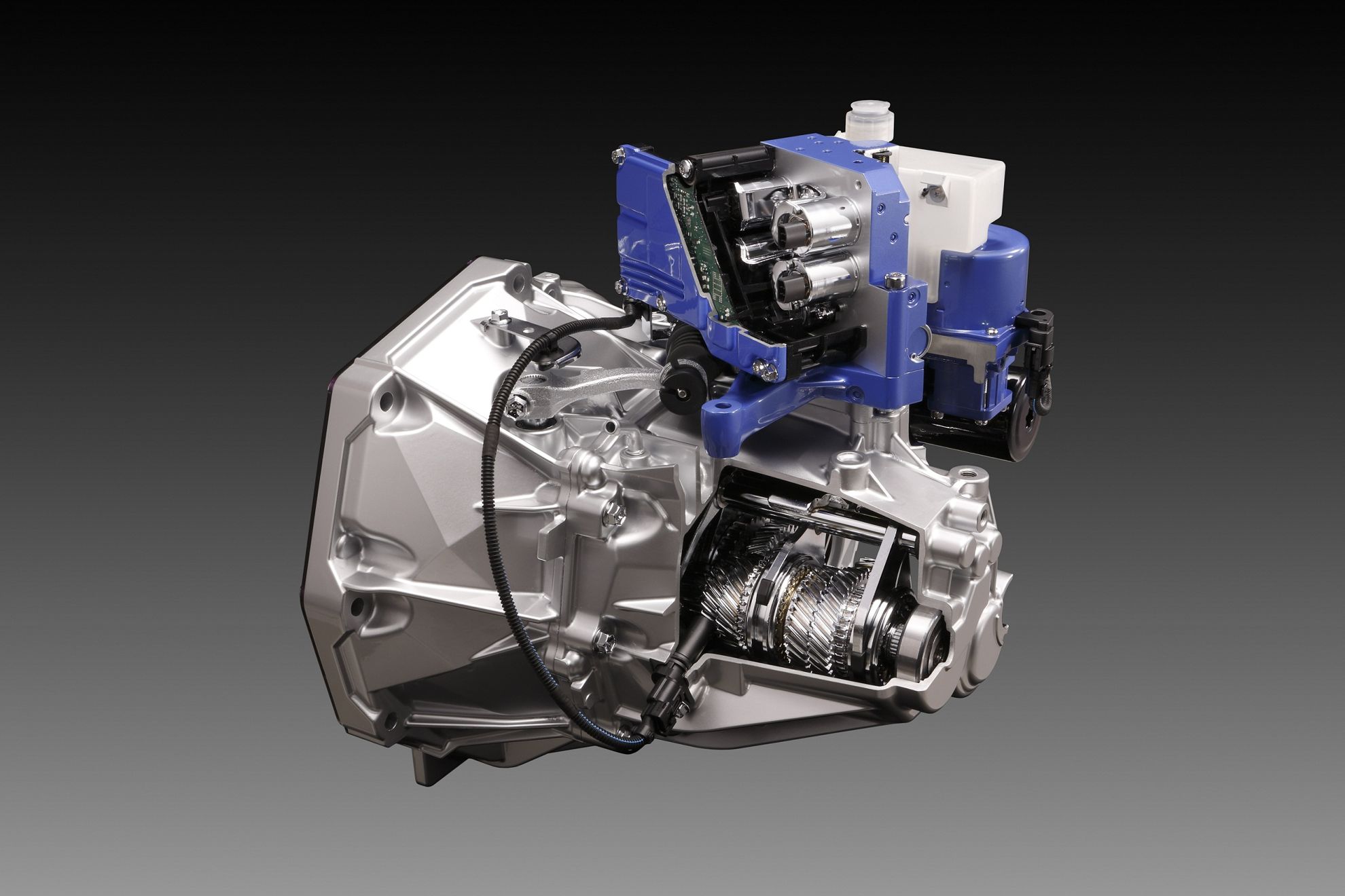 Suzuki develops advanced auto-shift gearbox