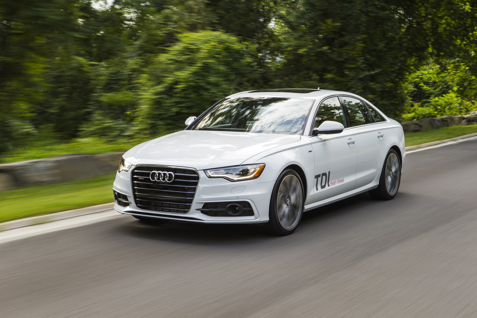 2014 AUDI A6 EARN 5-STAR US GOVERNMENT CRASH TEST RATINGS
