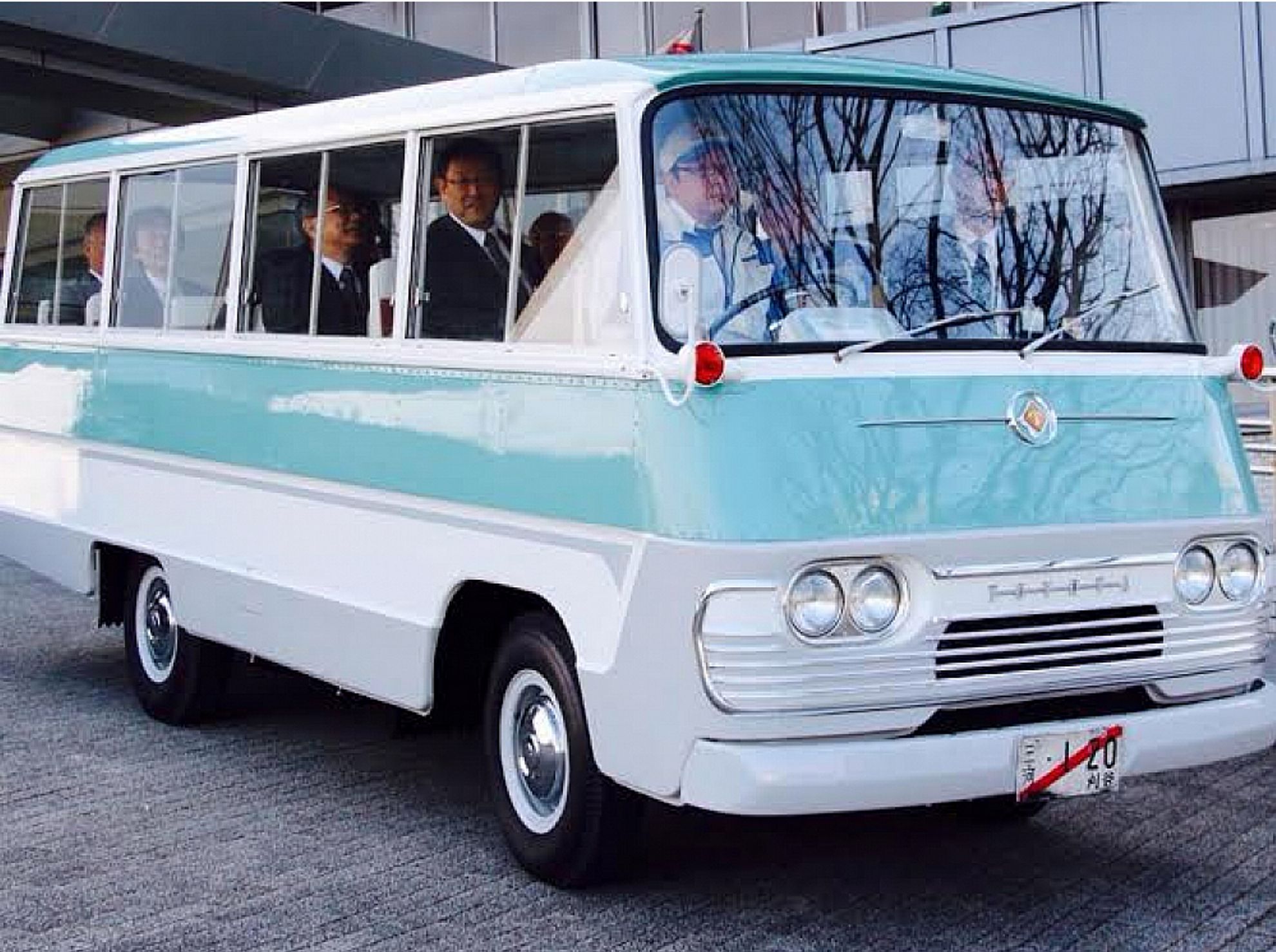 TOYOTA NEW BUS, SAME AS THE OLD BUS