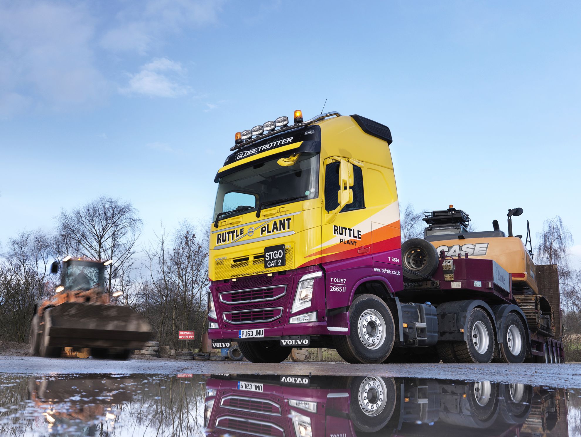 NEW VOLVO FH TRUCK FOR HEAVY HAULAGE SPECIALIST RUTTLE PLANT