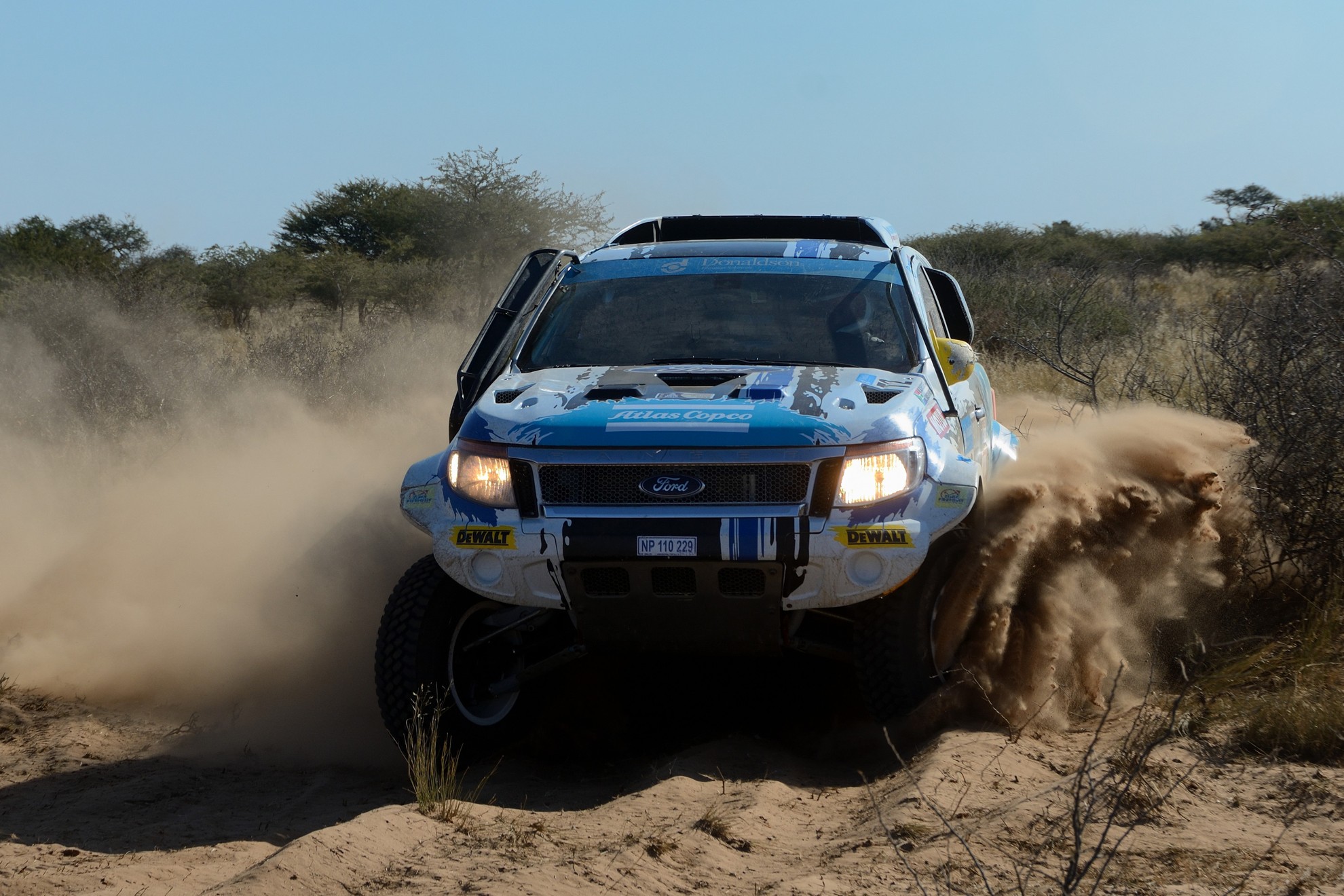Ford claims early championship advantage in qualifying for Toyota Botswana 1000 Desert Race
