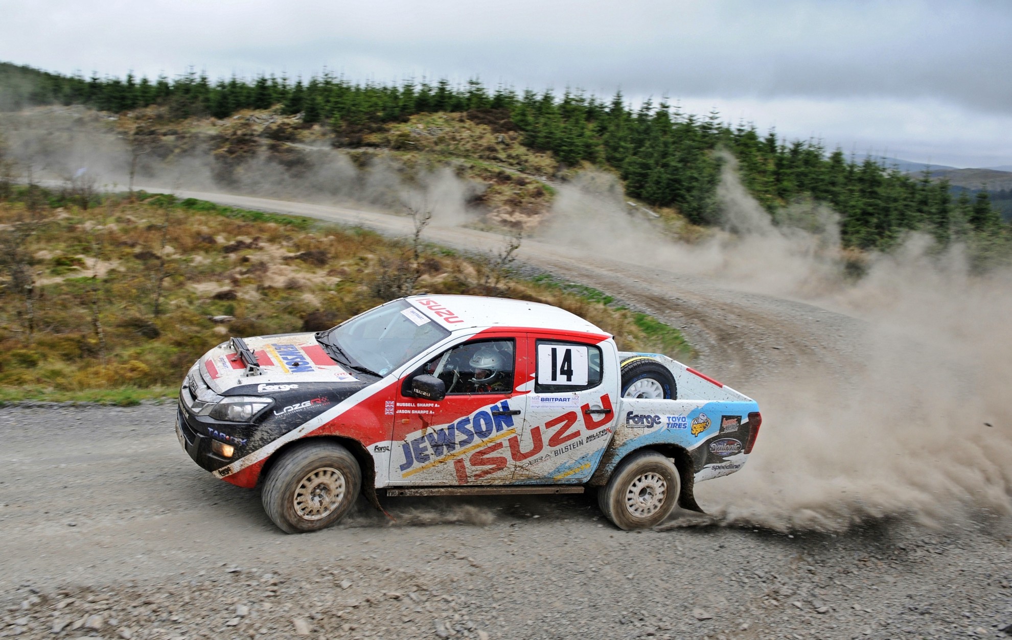 JEWSON ISUZU D-MAX RALLY TEAM LEADS THE CLASS AT HALF TIME IN DEBUT SEASON