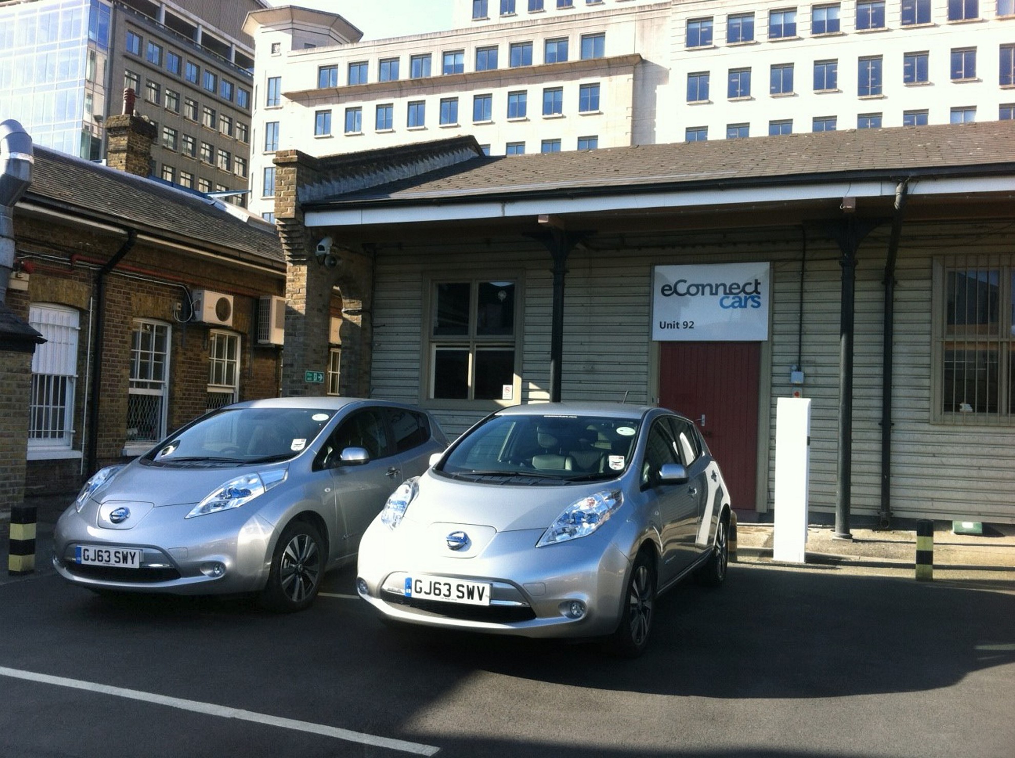 Nissan eConnect Cars makes United Kingdom Greener