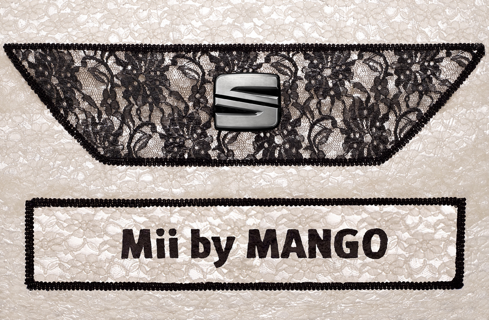 Full size lace replica of SEAT’s Mii by MANGO city car
