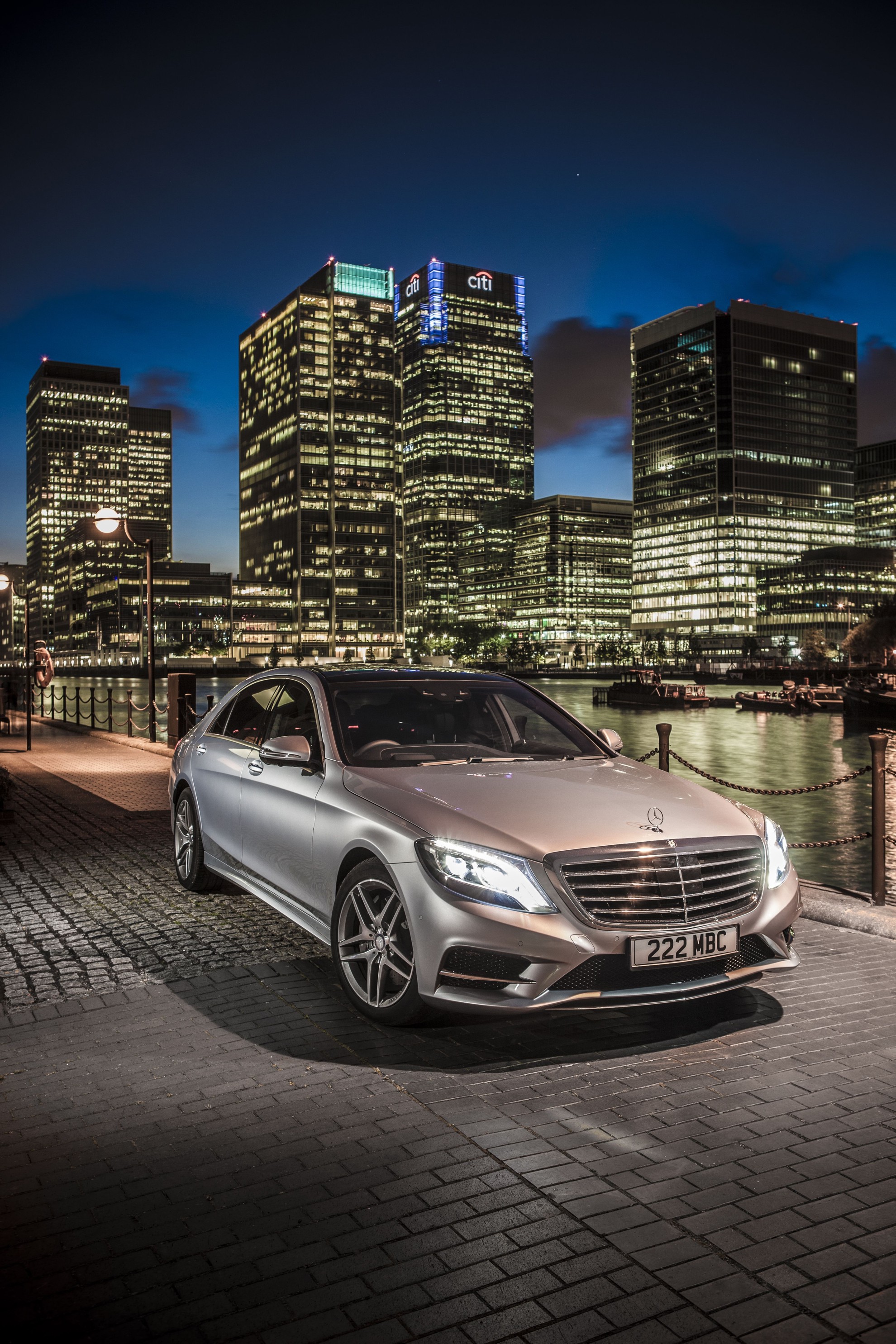 S-CLASS IS LUXURY CAR OF THE YEAR: MERCEDES-BENZ WINS BIG AT WHAT CAR? AWARDS