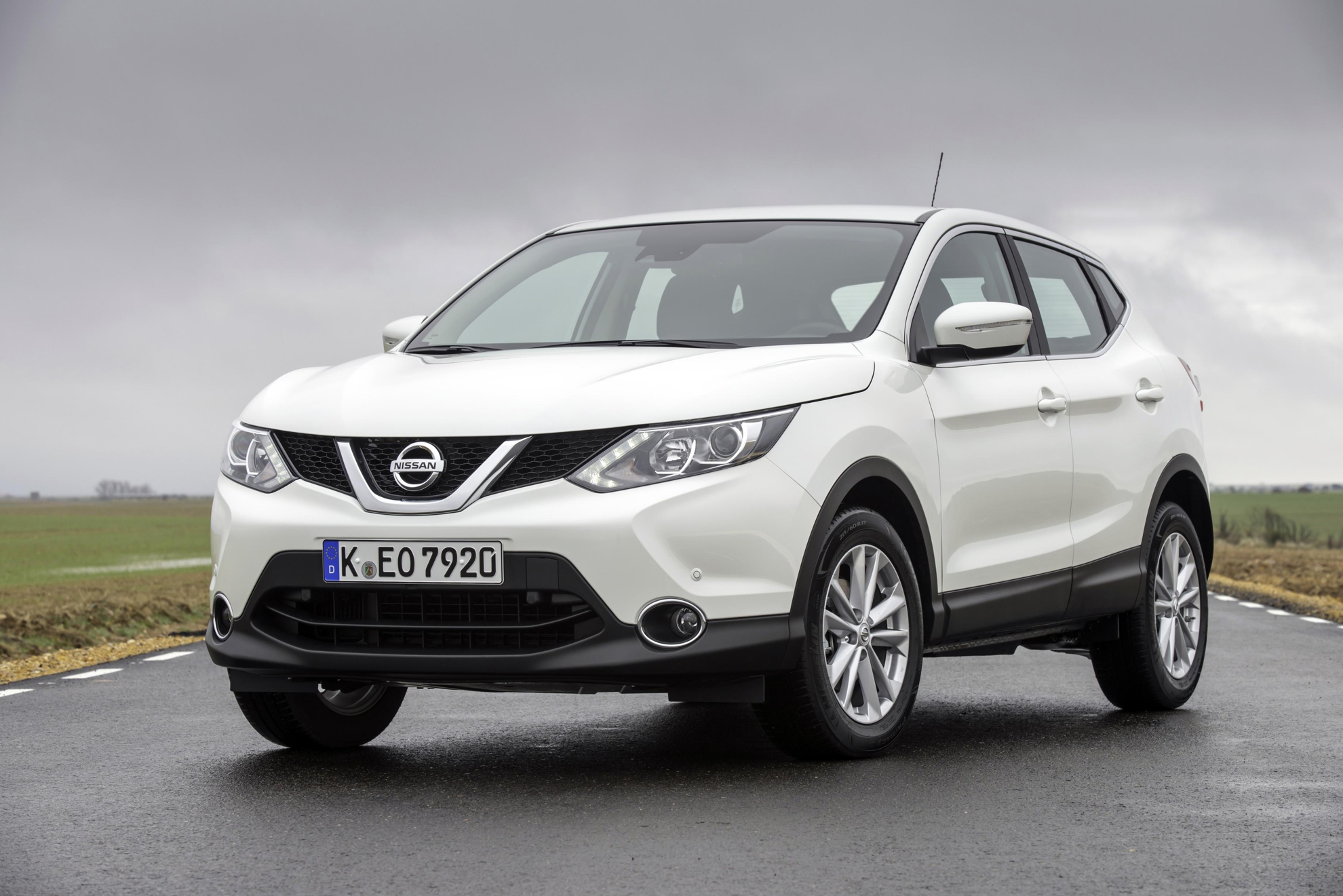 NISSAN QASHQAI IS EURO NCAP’S SAFEST SMALL FAMILY CAR OF 2014