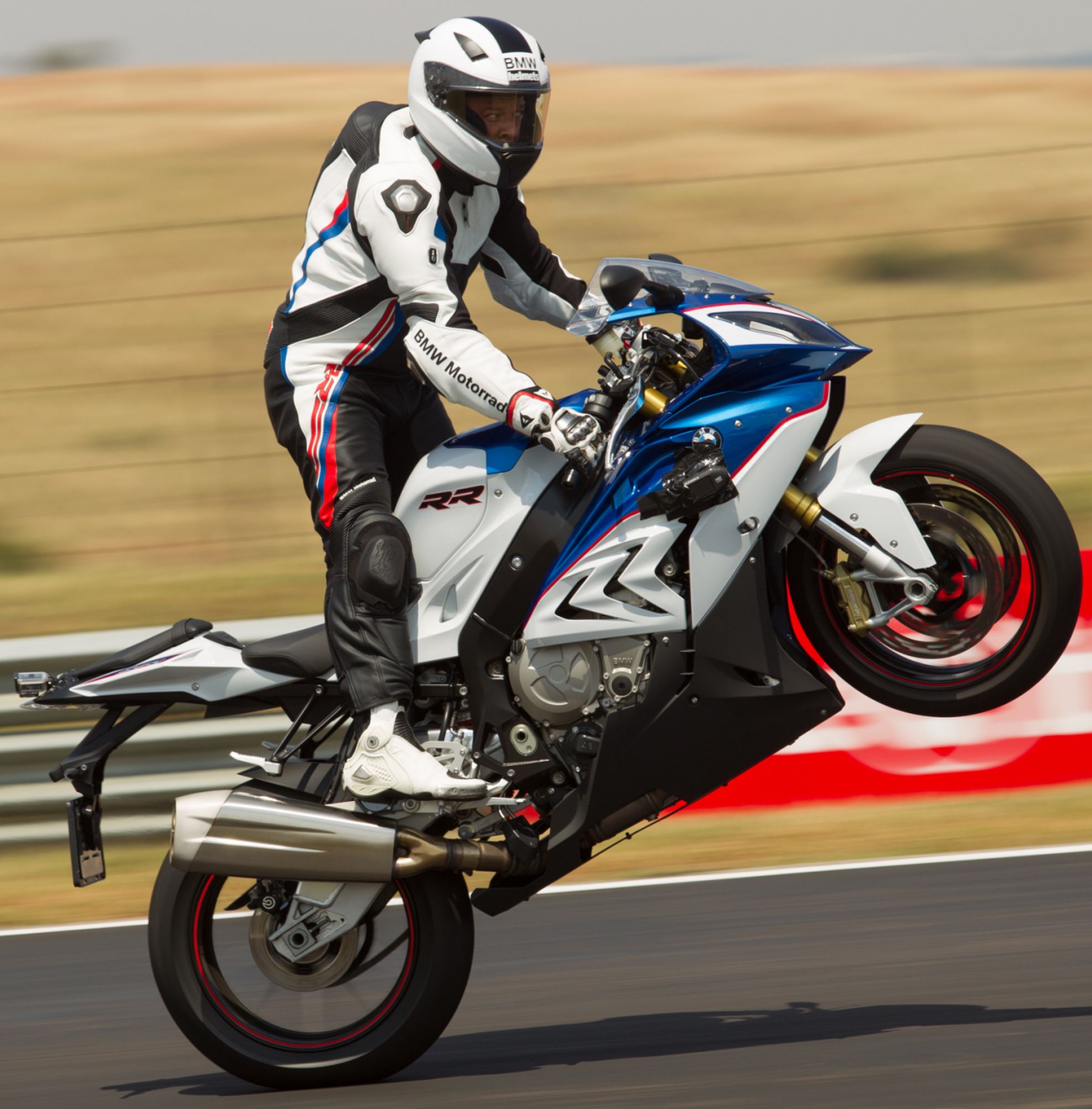 New BMW S 1000 RR makes successful debut at legendary 24 Hours of Le Mans