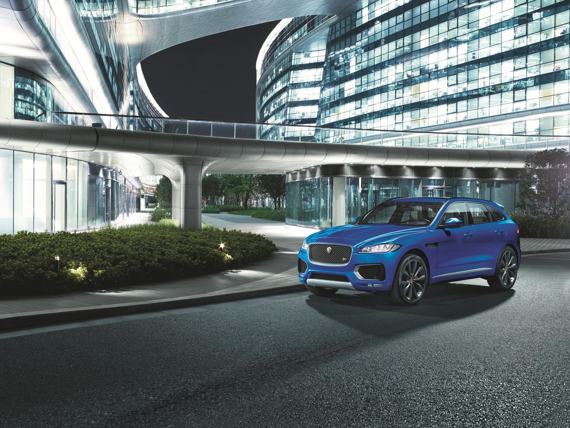 Jaguar Land Rover launches F-PACE to the world