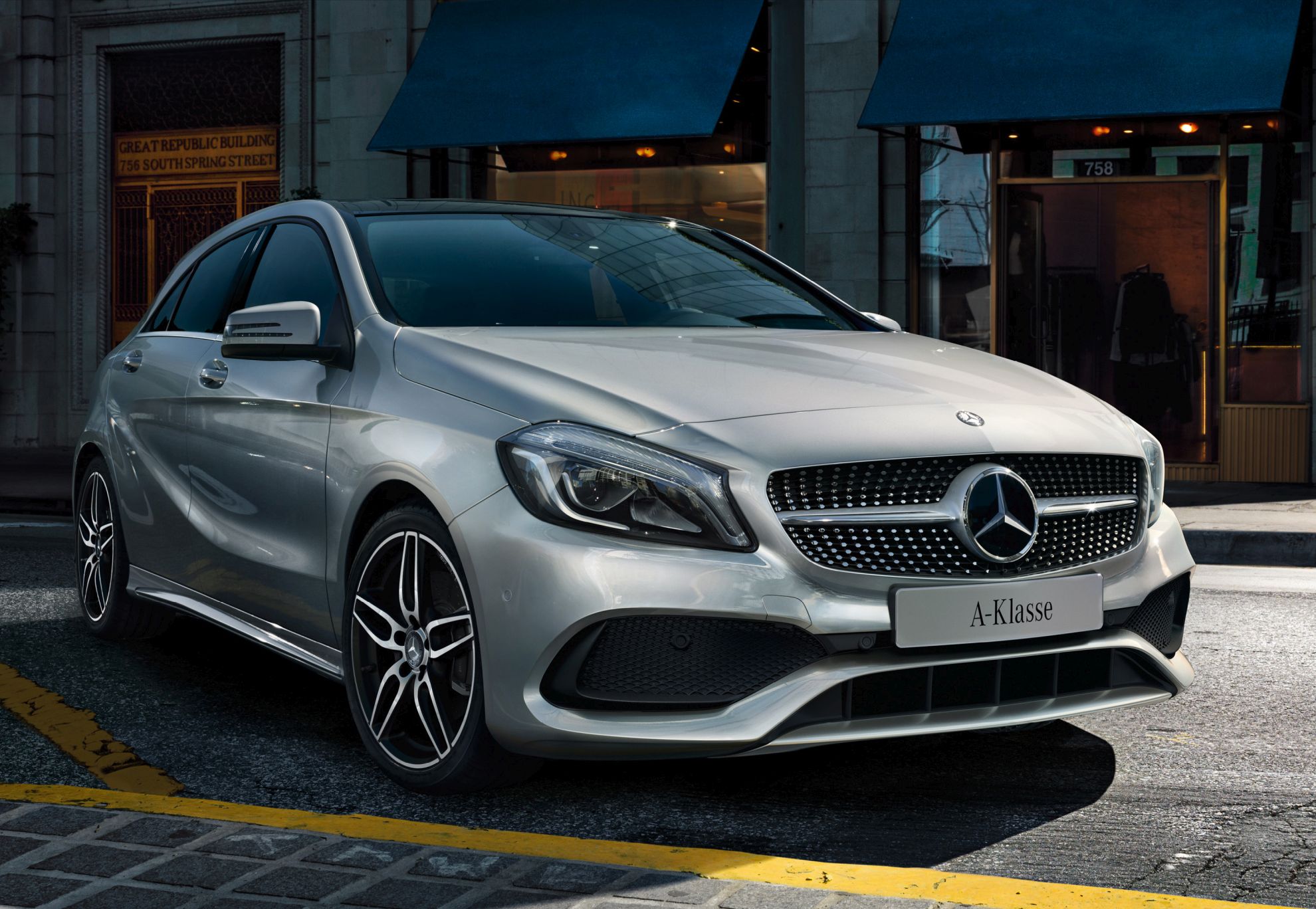 Mercedes-Benz starts campaign to mark launch of the new A-Class: The A-Class. Ready for a new generation.