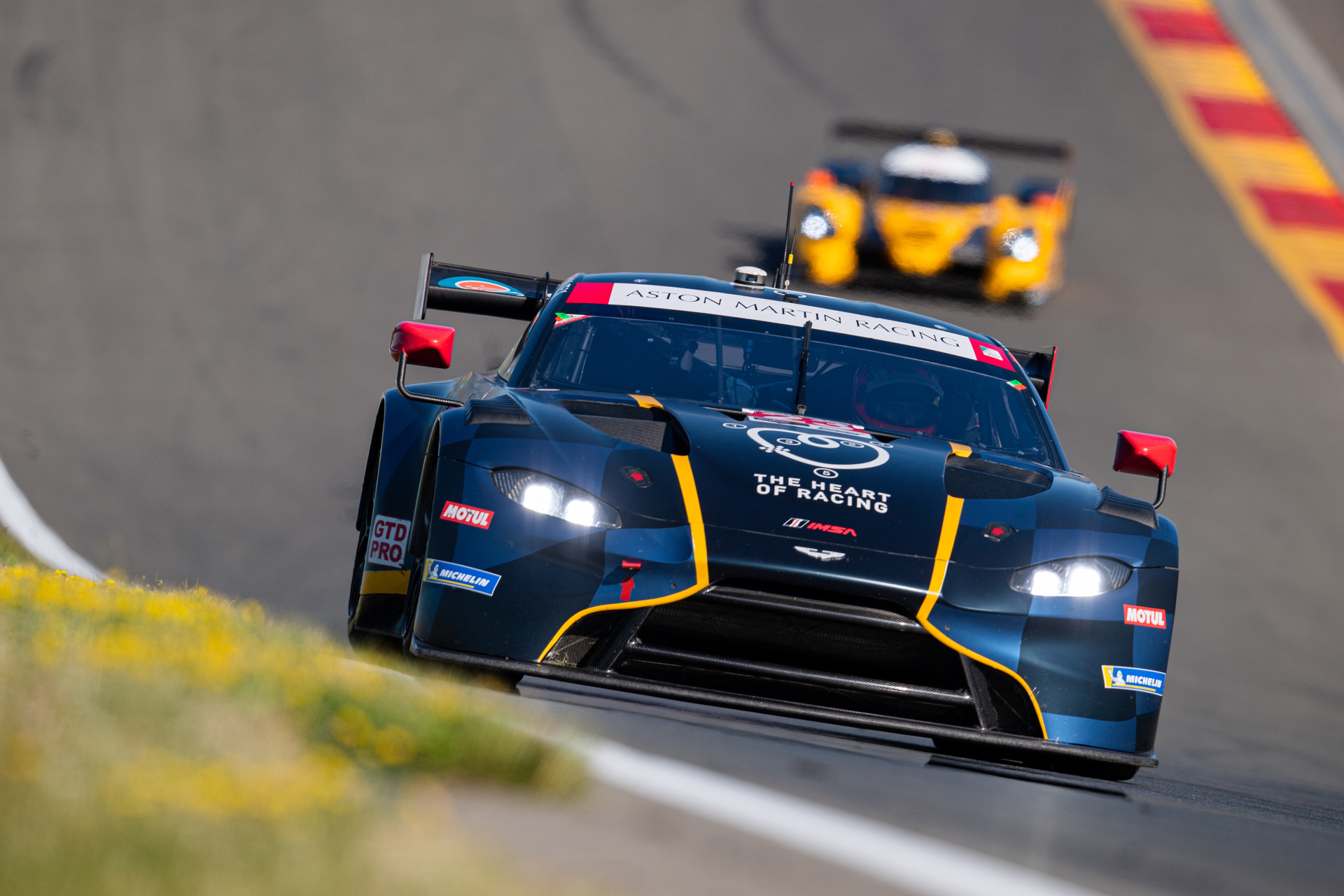 Aston Martin Vantage Achieves Double Victory at The Heart Of Racing