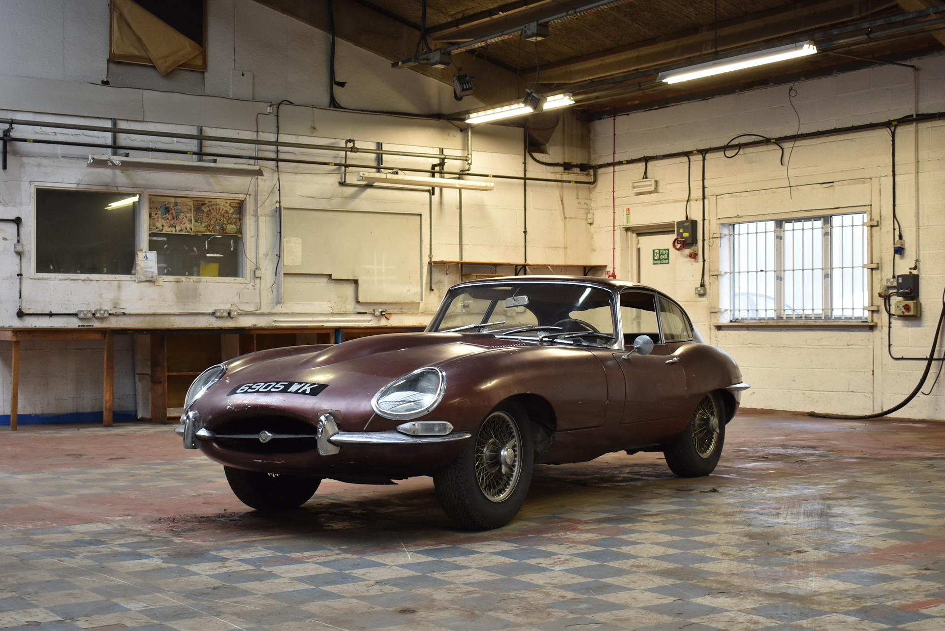 Restoration Group Hilton & Moss restores rare series 1 Jaguar E-type to former glory