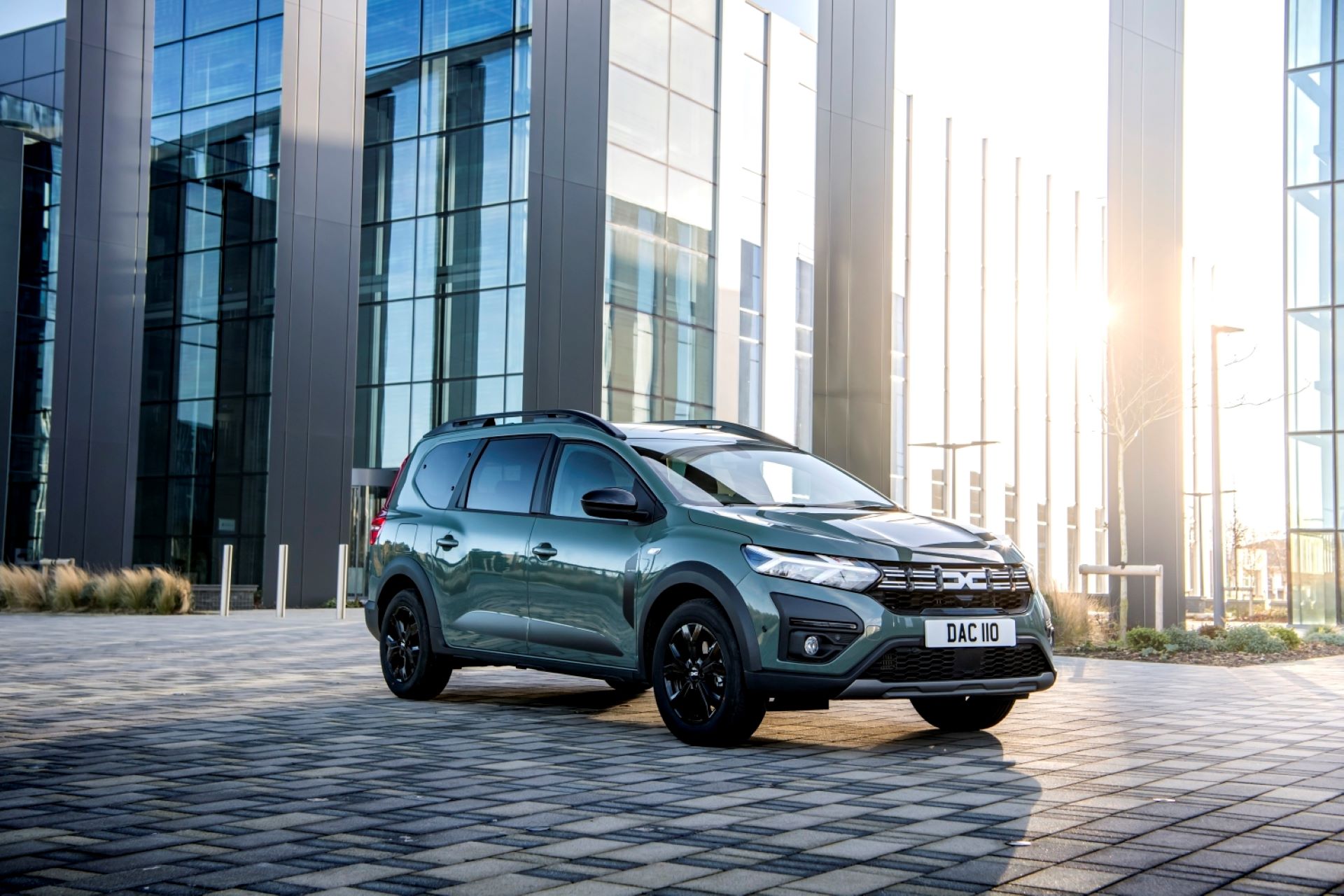 Dacia Jogger wins ‘Best Value Car’ for the second year running