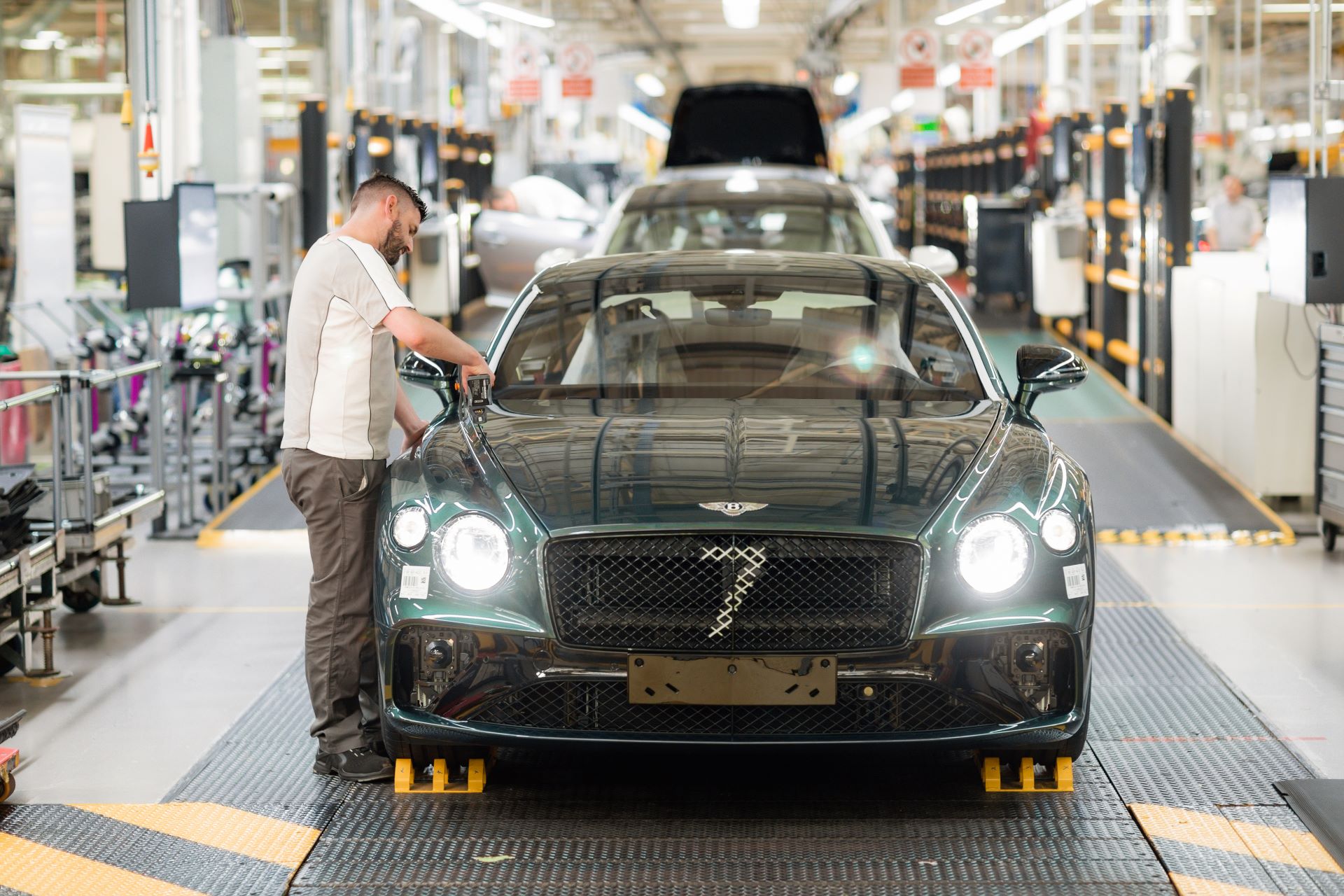 Bentley Motors awarded Top Employer status