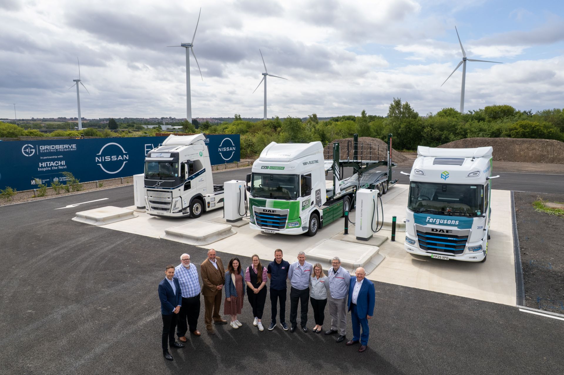 Nissan Unveils Uks First Shared Ehgv Charging Station Pioneering A New Era In Sustainable Logistics