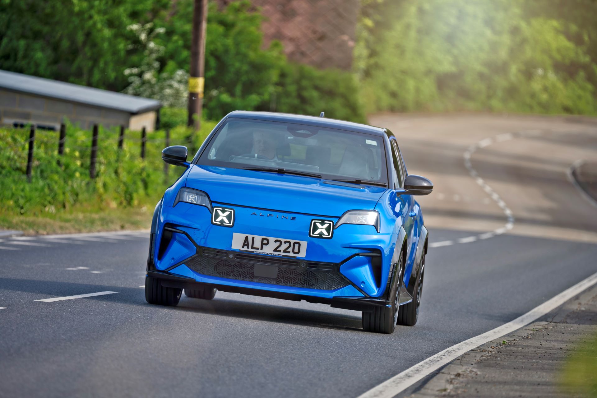 Drive the Future Today: Alpine A290’s Unbeatable Summer Finance Offers