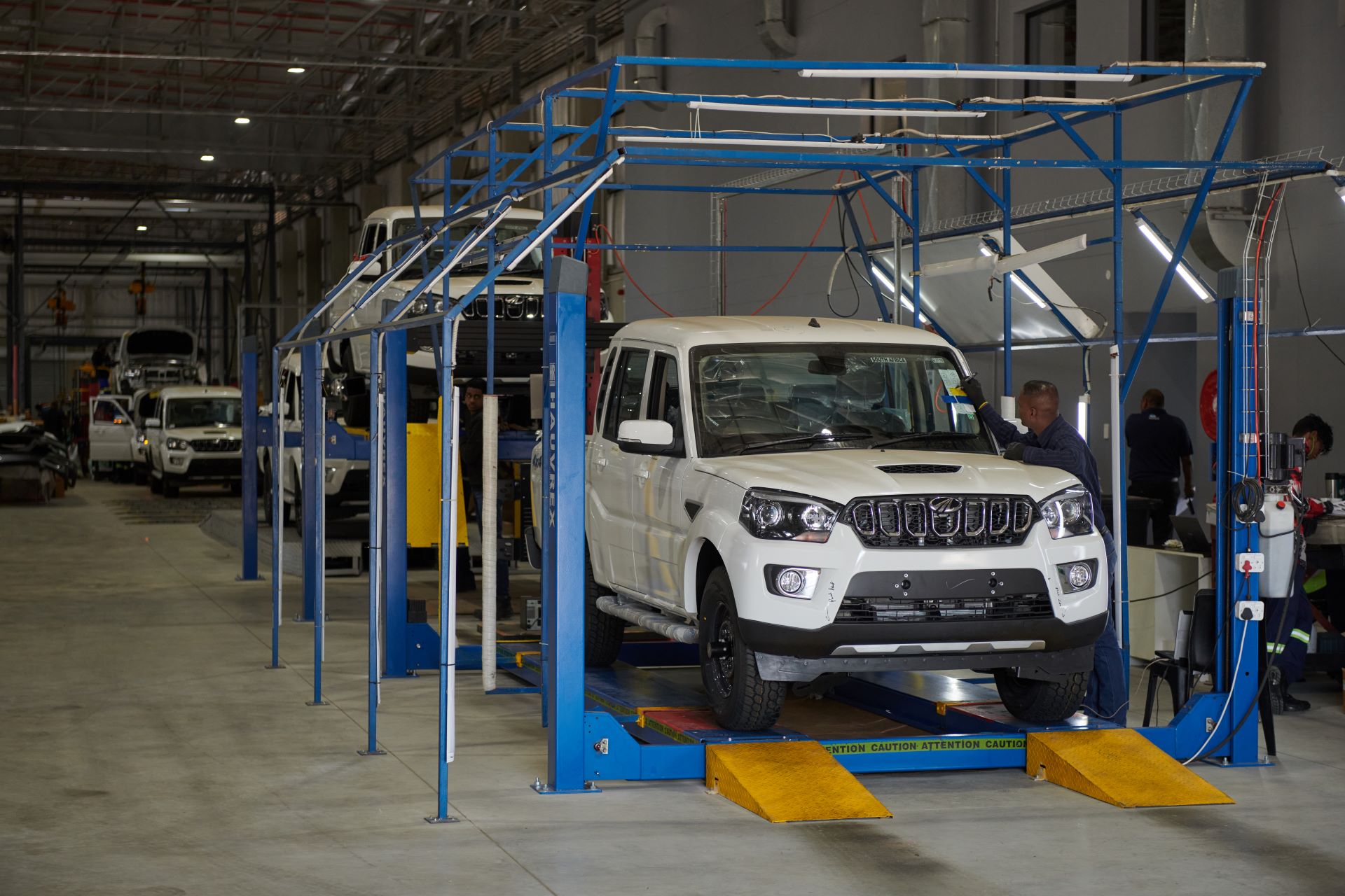 Mahindra South Africa Accelerates Growth With State Of The Art Vehicle Assembly Facility In Durban
