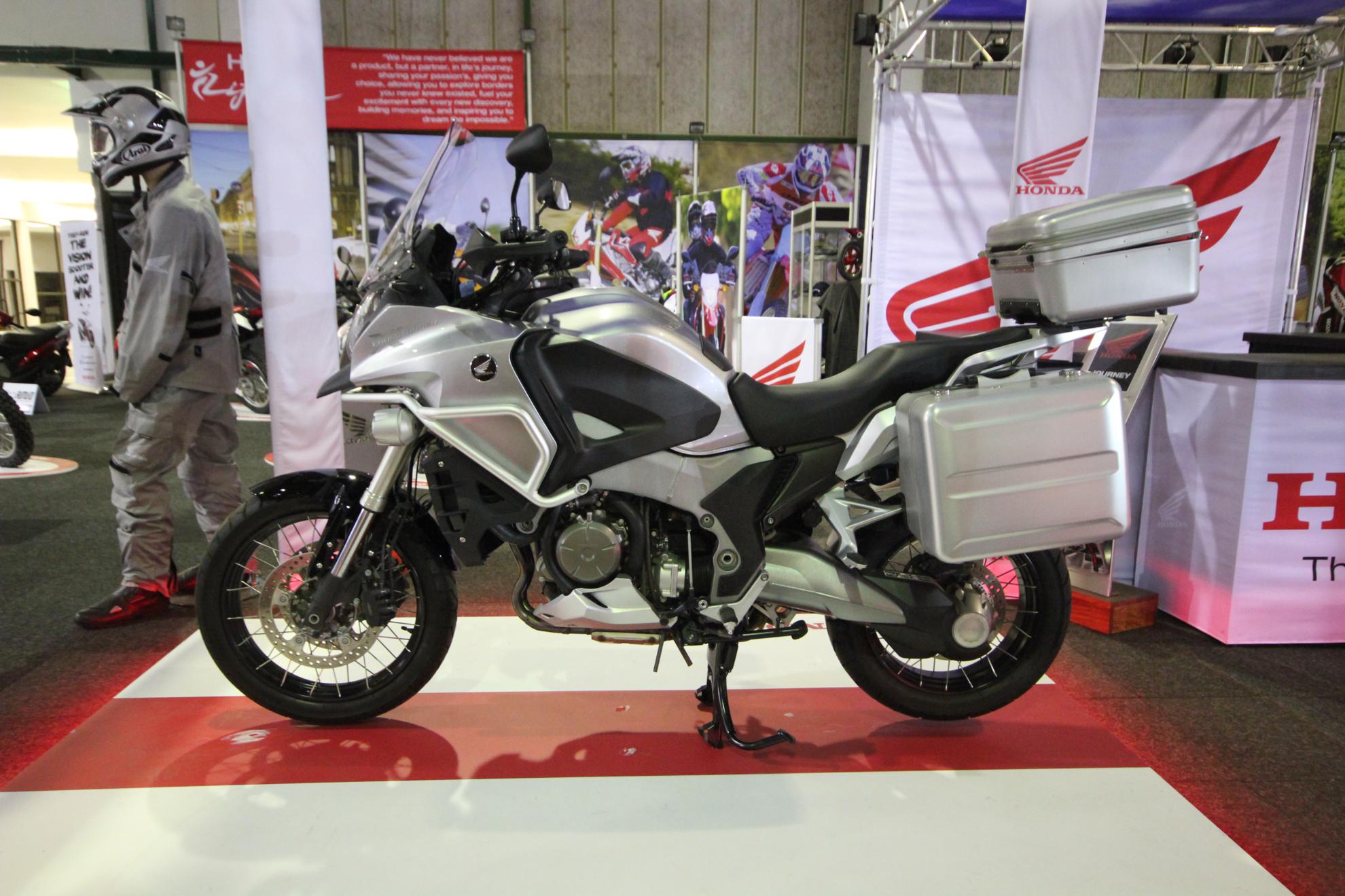 Images of the Amid Motorcycle Show Honda